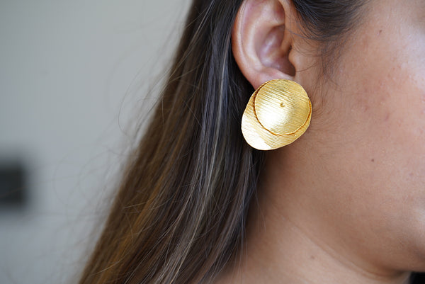 Contemporary Detachable Circular Studs