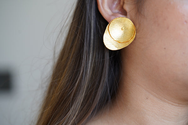 Contemporary Detachable Circular Studs