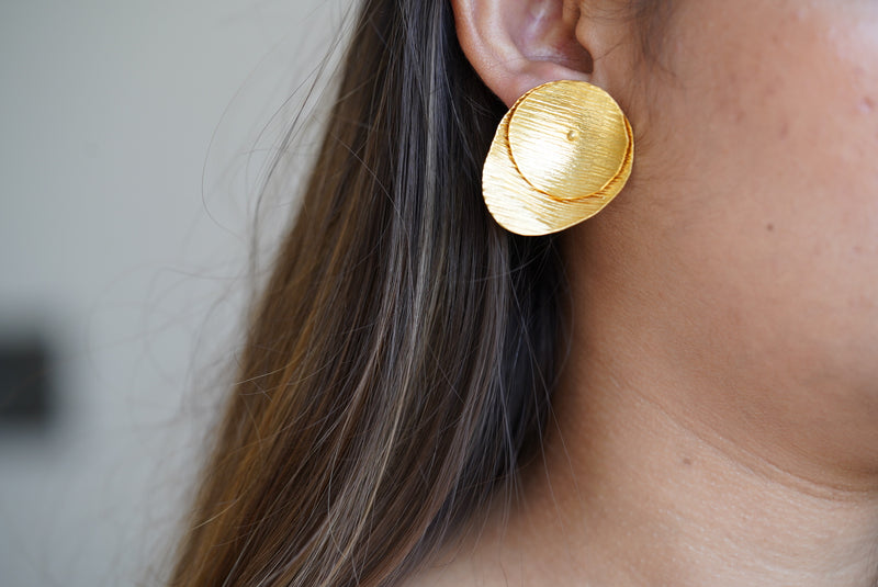 Contemporary Detachable Circular Studs