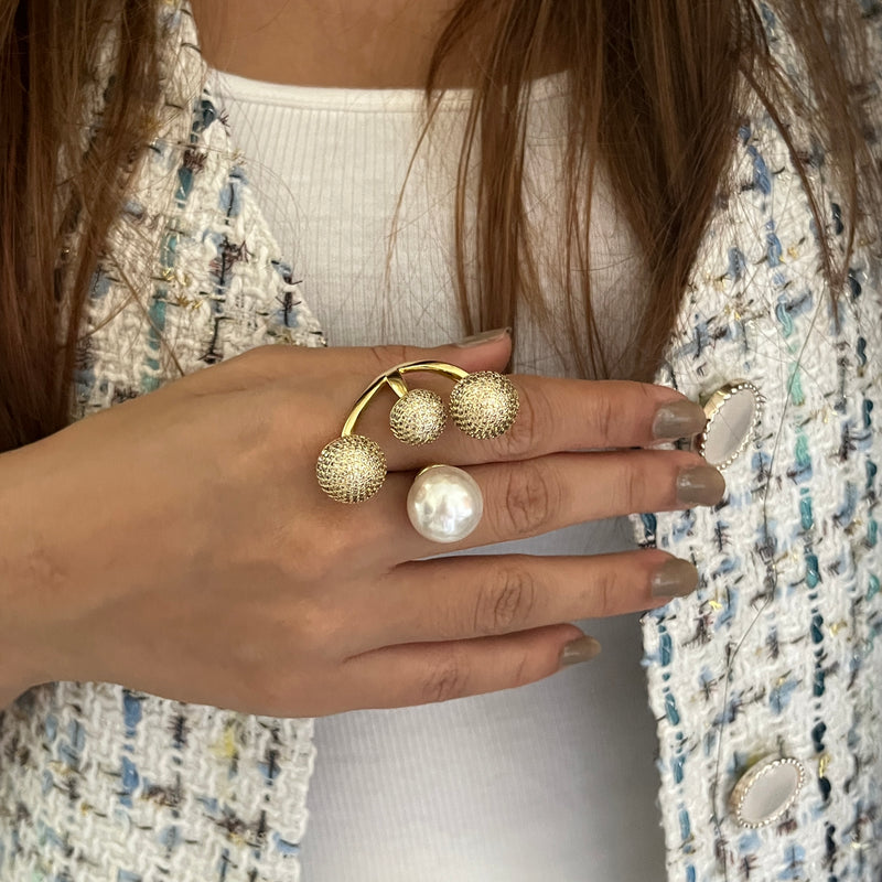 Statement Trinity Ring