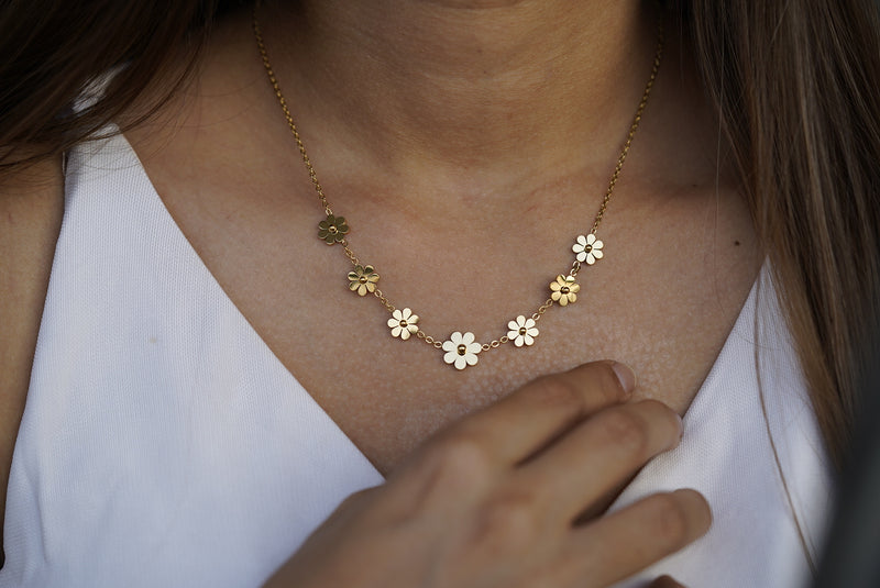 Daisy Blossom Necklace