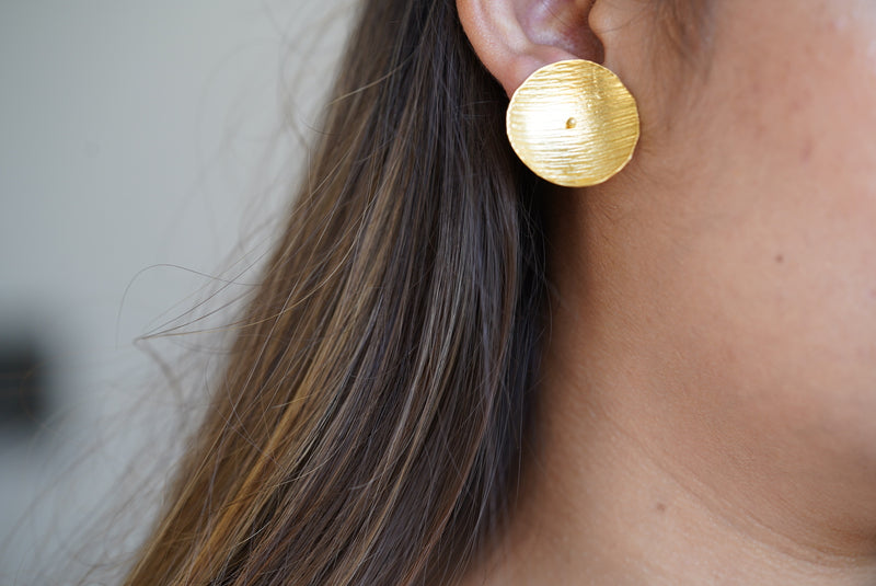 Contemporary Detachable Circular Studs