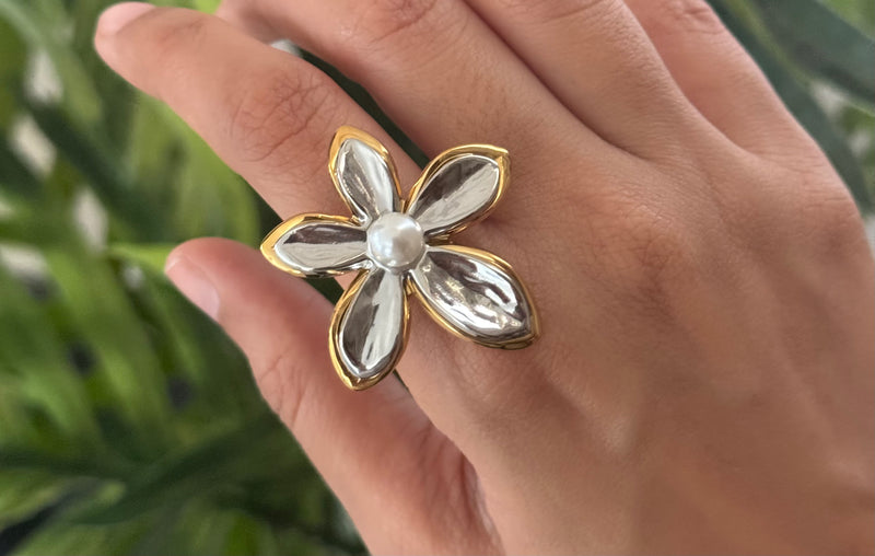 Pearl Flower Ring