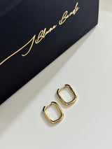 Gold O hoop earrings