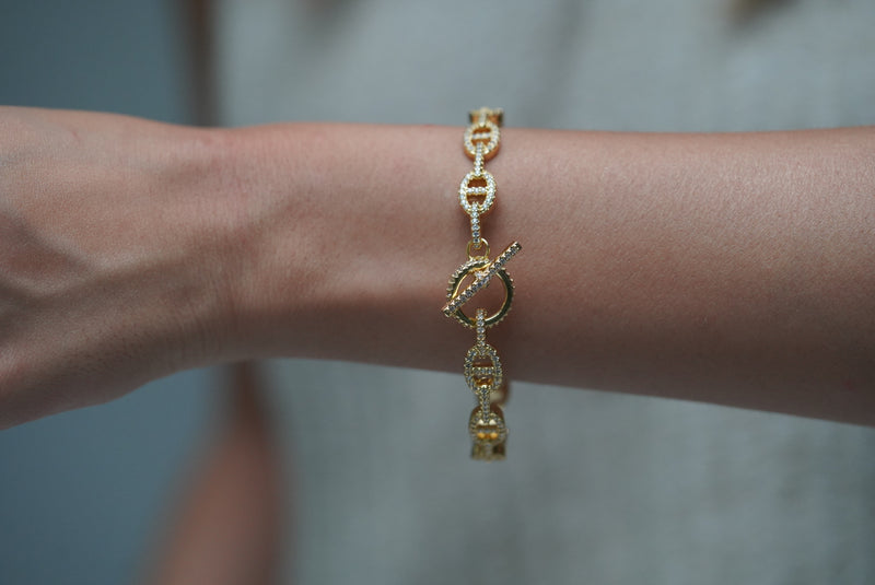 Link chain cuff