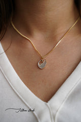 Mother of pearl Swan Necklace