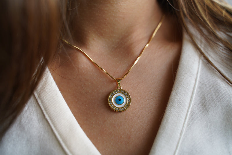 Simplicity Round Evil Eye Necklace