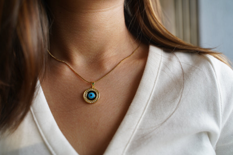 Simplicity Round Evil Eye Necklace