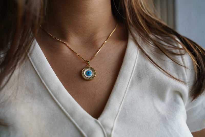 Simplicity Round Evil Eye Necklace